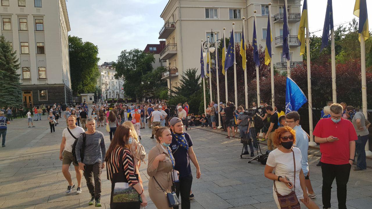 Митинг против Зеленского