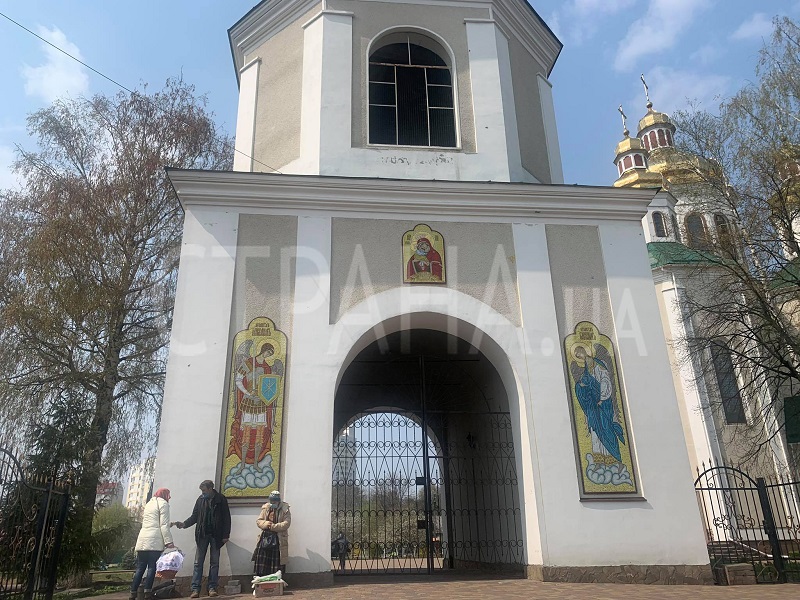 церковь в Броварах накануне Пасхи