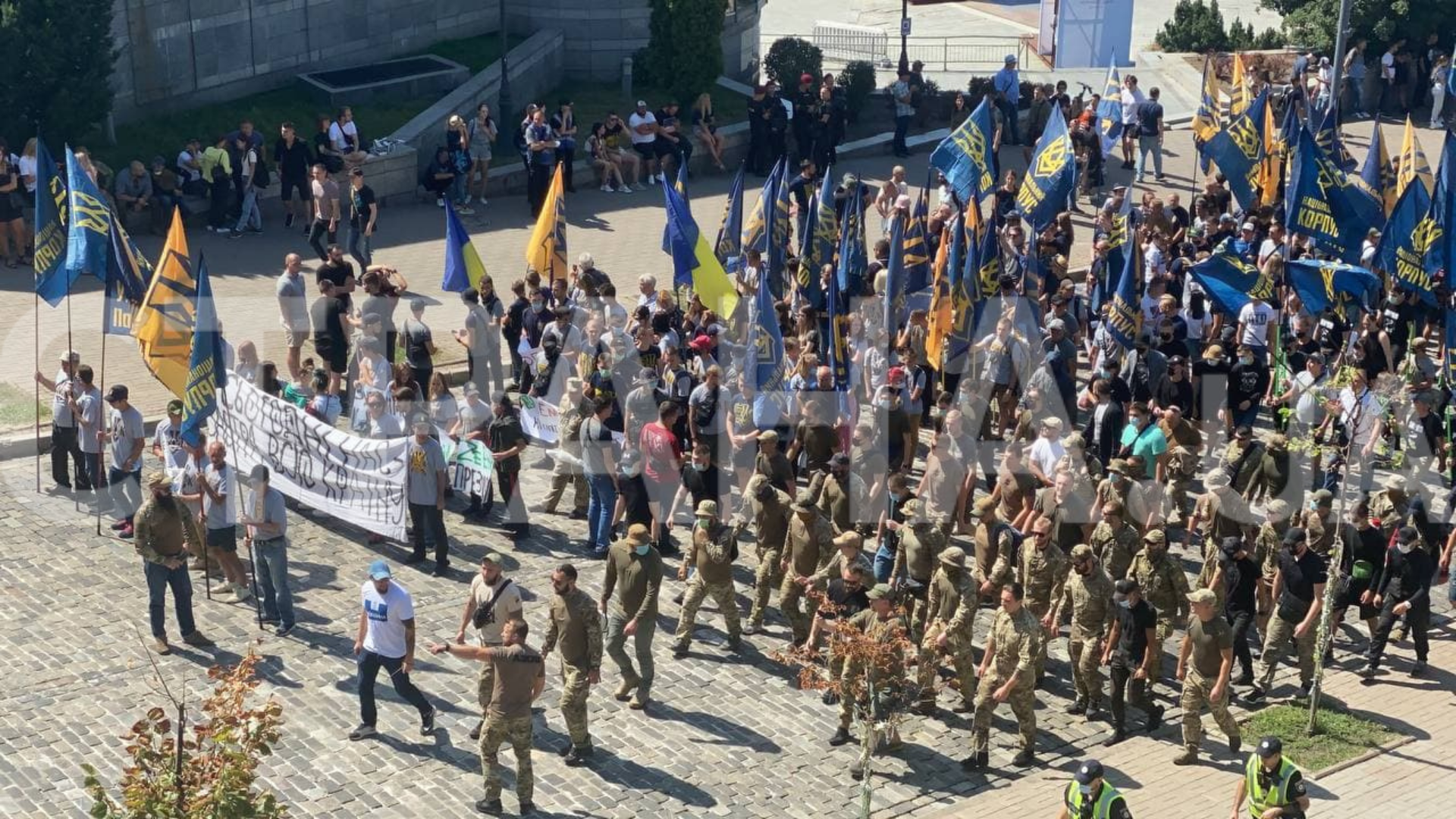 Нацкорпус митингует под Офисом Зеленского